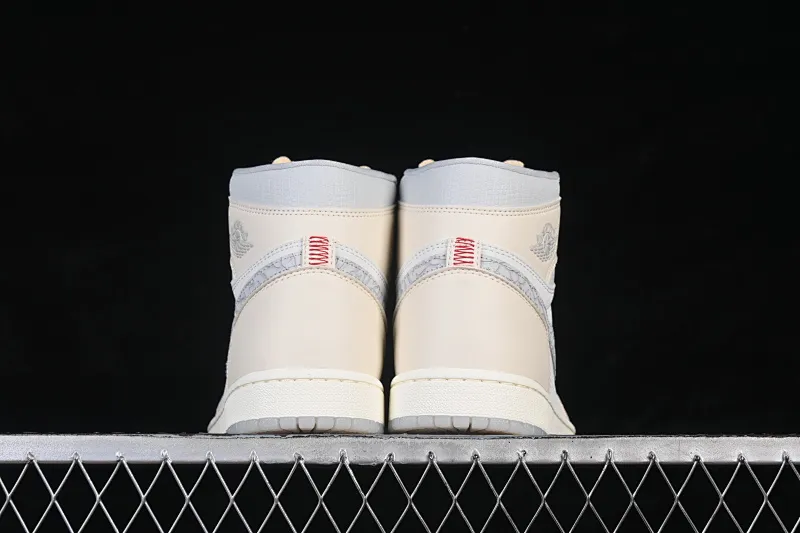 All categories Air Jordan Jordan series basketball shoes Air Jordan 1 High Air Jordan 1 High OG AJ1 Joe 1 ivory white high-top basketball shoes IH4363-100